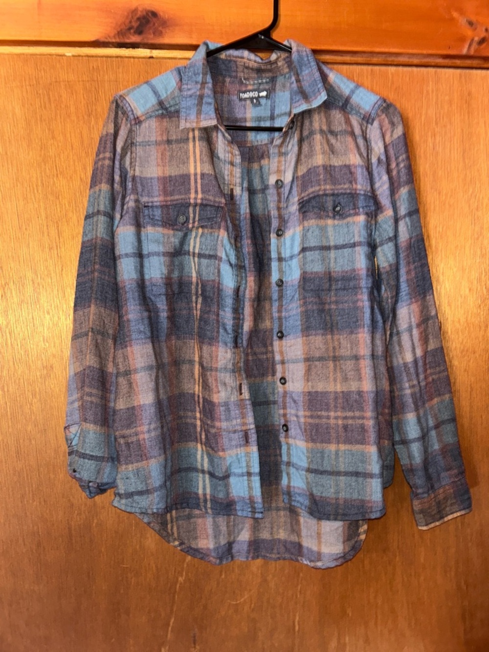 Toad&Co Blue and Tan Plaid Button-Down Shirt